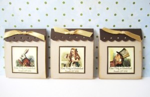 Alice_In_Wonderland_TeabagFavors